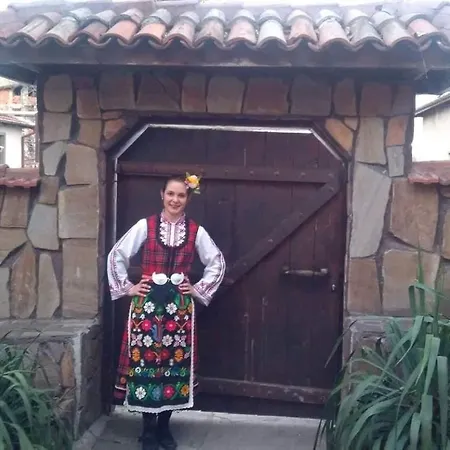 семеен национал 2*